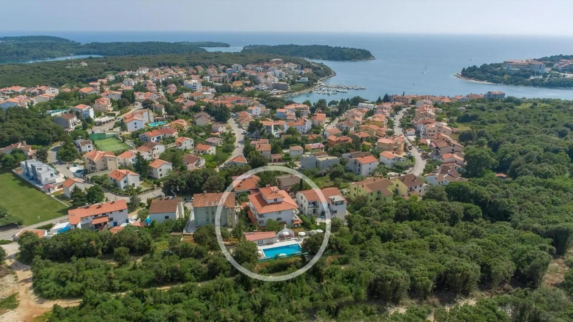 Wohnung Mit Gemeinschaftlichem Pool Und Grill Pula