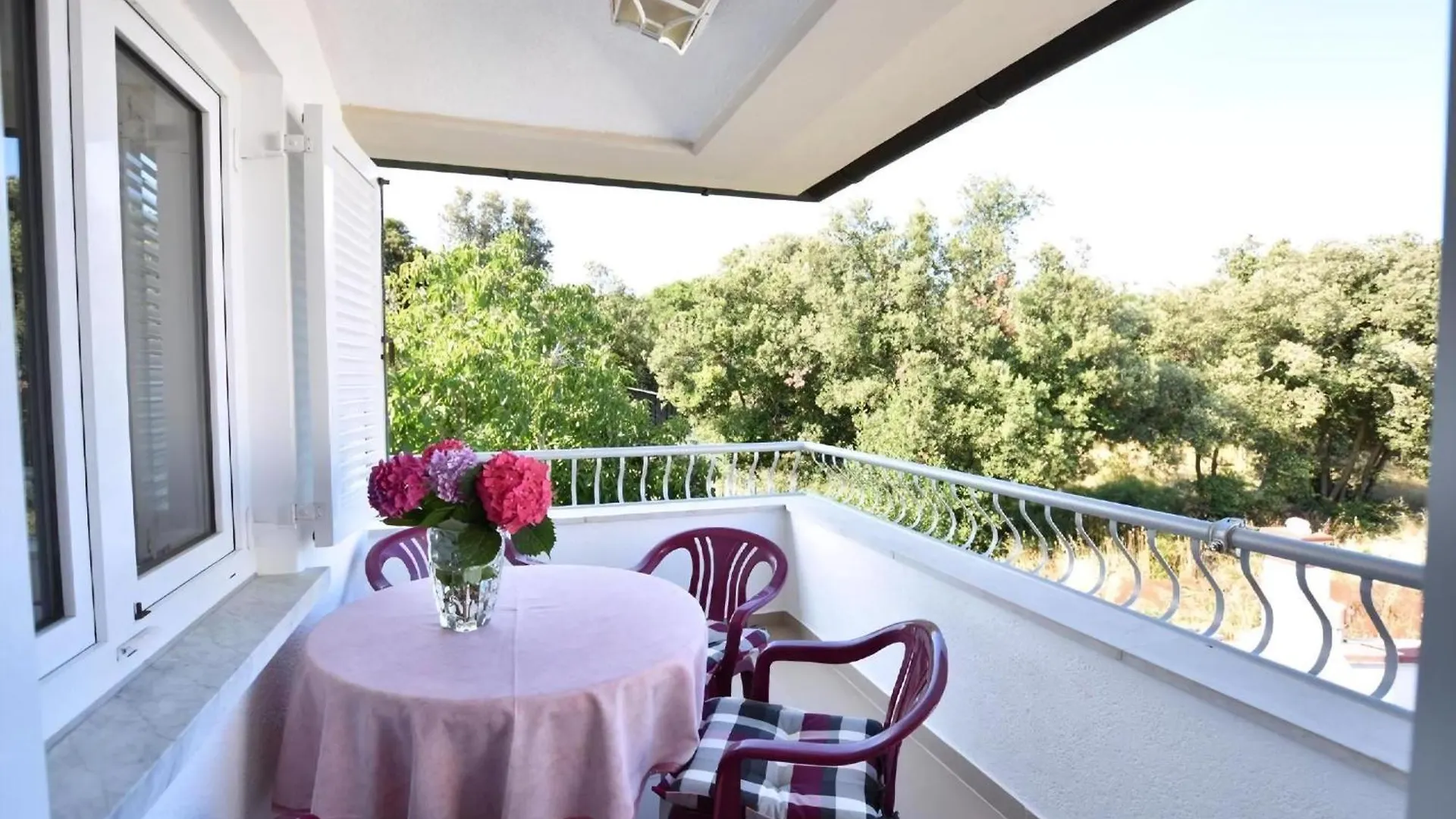 Wohnung Mit Gemeinschaftlichem Pool Und Grill Pula Croácia