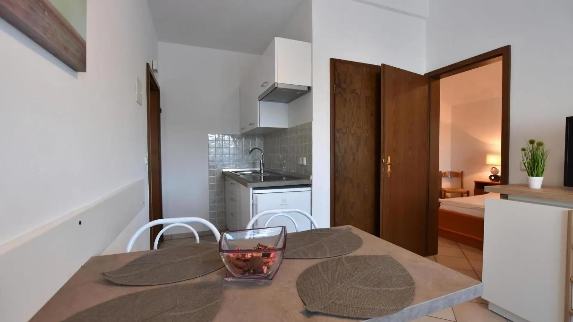 Wohnung Mit Gemeinschaftlichem Pool Und Grill Pula Apartamento
